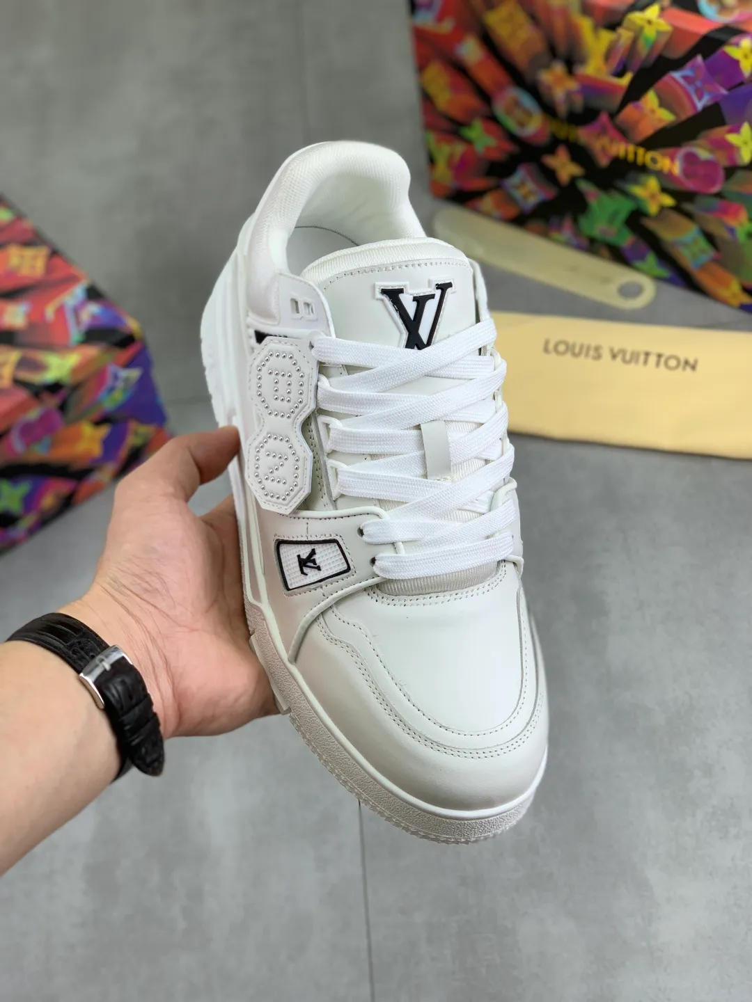 Men's men's shoes 💰P560 new style 💶【LOUIS VUITTON) (original order) new style 🍀LV Louis Vuitton *——LV classic trendy shoes! Made of imported original cowhide and water-dyed cowhide lining. The latest original wear-resistant rubber combination outsole! High quality products! Multiple colors available, code number: 38-46